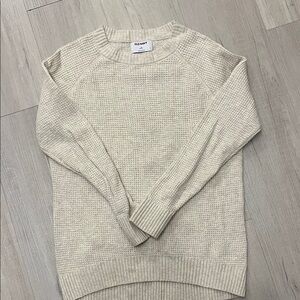 Old Navy women’s crewneck sweater